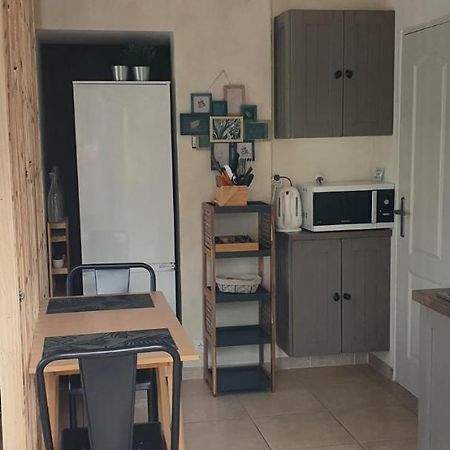 فيلا سا سيرْ سور ميرفي Studio Cosy Avec Grande Terrasse Au Calme المظهر الخارجي الصورة